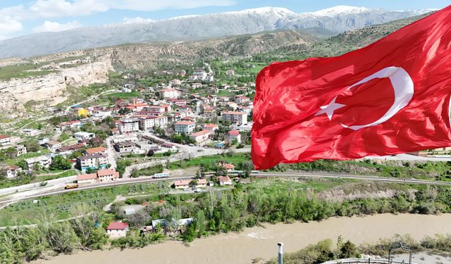 Erzincan Kemah’ta 150 Haneye Ramazan Desteği