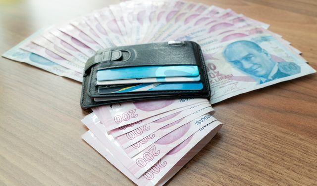 Kredi kartları ve ihtiyaç kredilerinin borç ödeme kolaylıkları