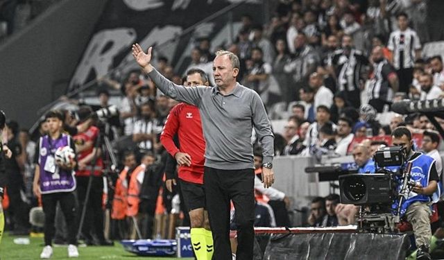 Beşiktaş geri döndü, Yalçın’dan taraftara mesaj