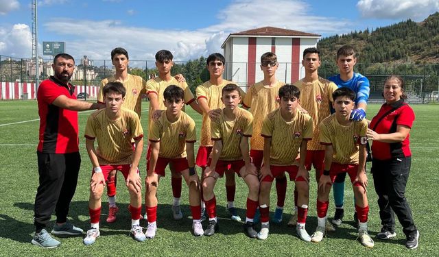 Genç Erzincanspor Tokat’ta fırtına gibi esti