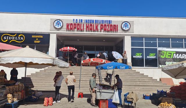 Erzincan pazarından yoğun hareketlilik. İşte fiyatlar