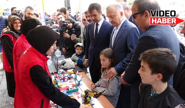 Erzincan’ın gururu Teknofest Öğrenciler, projelerini sergiledi