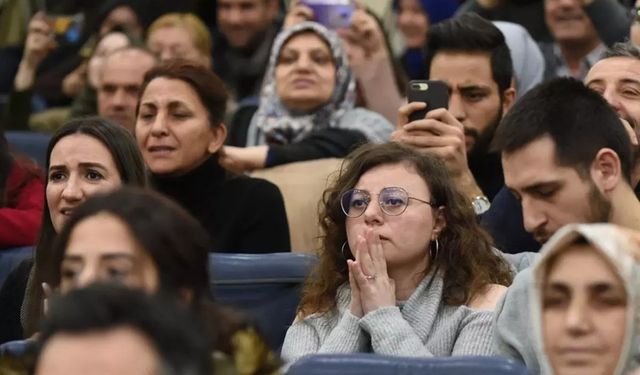 15 bin öğretmen istihdamında başvurular için tarih açıklandı...