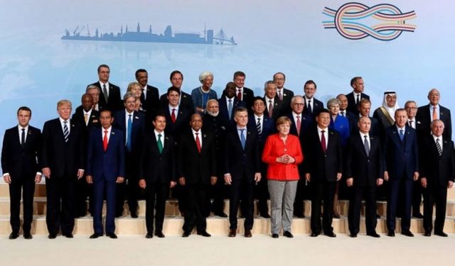 Dünya liderlerinin siyasete atılmadan önceki meslekleri