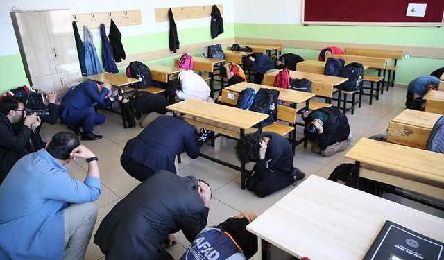 Pazartesi okula gidecekler hazır olun