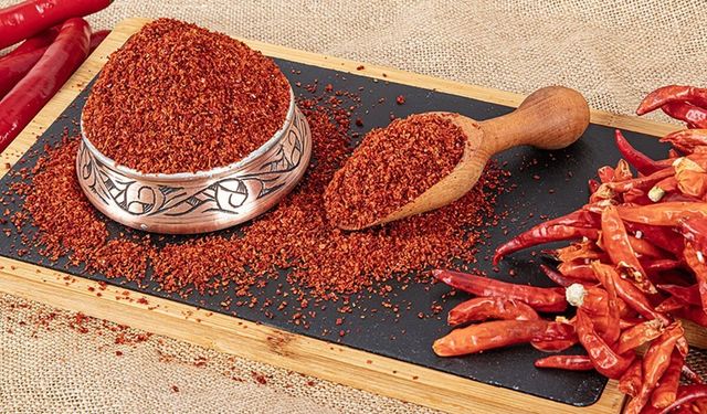 Acı Biberin Faydalarını Biliyor musunuz?