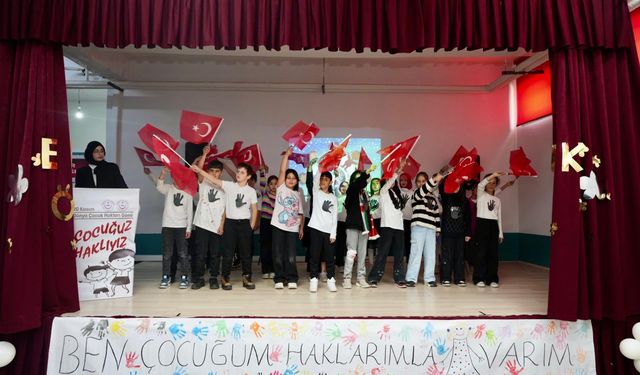 Çocuklara en güzel hediye Üzümlü'de verildi...