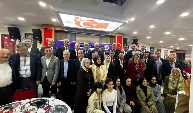 Erzincanlılar eğitime destek için bir araya geldi...