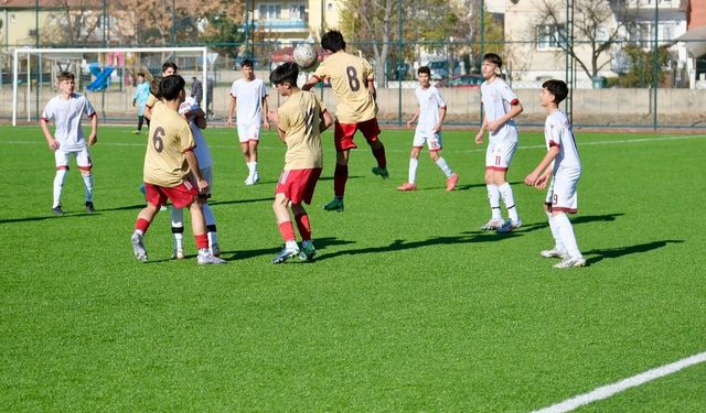 Erzincan'da namağlup ilerliyorlar