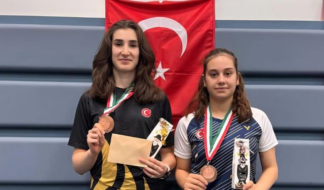 Macaristan'dan Erzincan'a 2 madalya geldi...