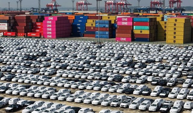 Araba fiyatları yarın 500 bin TL artacak