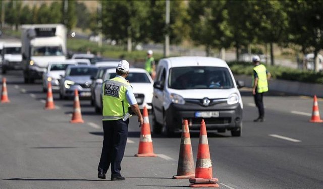1 Ocak'ta yürürlüğe girecek trafik cezaları