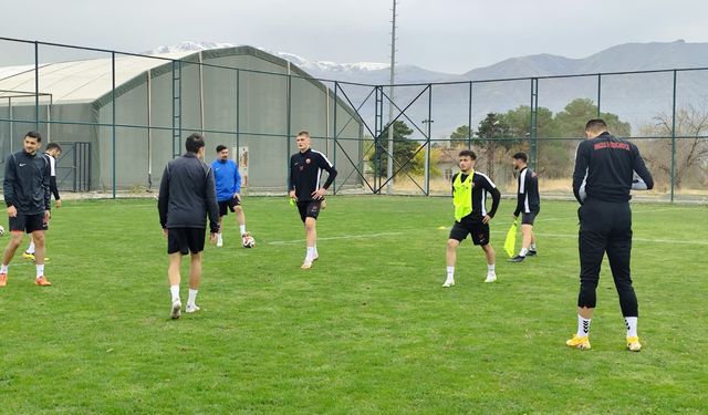 24 Erzincanspor’da Bucaspor mesaisi başladı!Hedef: 3 Puan