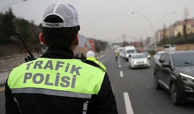 Bakan duyurdu: 180 bin lira, 60 gün trafikten men cezası geliyor
