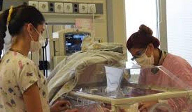 Zamanından önce gelen minikler: Doğru bakımla hayata yeniden başlıyor!