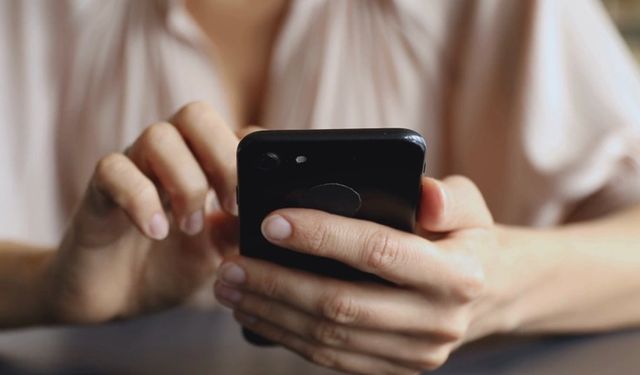 Yurt dışından getirilen telefonların  IMEI kayıt ücreti belli oldu