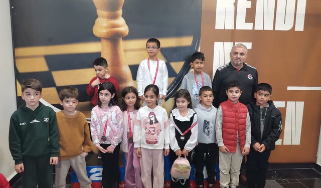 Erzincan’da Satranç şöleni devam ediyor