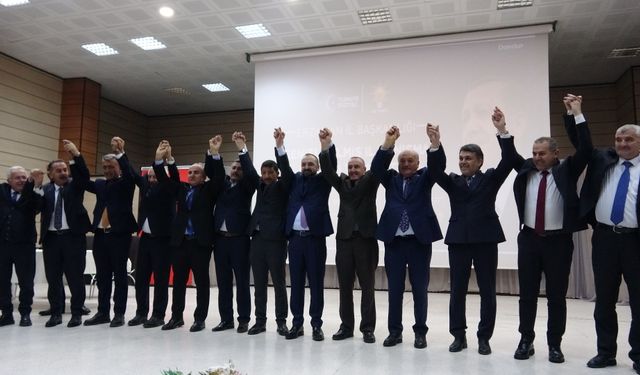 Acar’dan muhalefete eleştiri: “Hizmet yoksa fark ortaya çıkıyor”