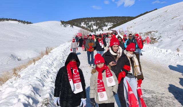 Erzincan’dan Sarıkamış’a vefa yürüyüşü: 27 Minik izci şehitleri andı