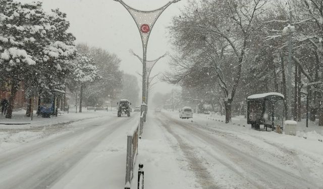 Erzincan'da pazartesi günü okullar tatil olur mu?