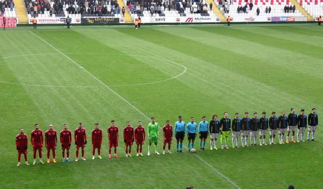 Soğuk sahada acı başlangıç: 24 Erzincanspor evinde sarsıldı