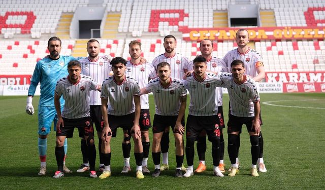 24 Erzincanspor’dan Karaman’da tarihi gol fırtınası! Dereli şovla yazdı