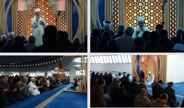 Asrın felaketinde hayatını kaybedenler Erzincan’da unutulmadı