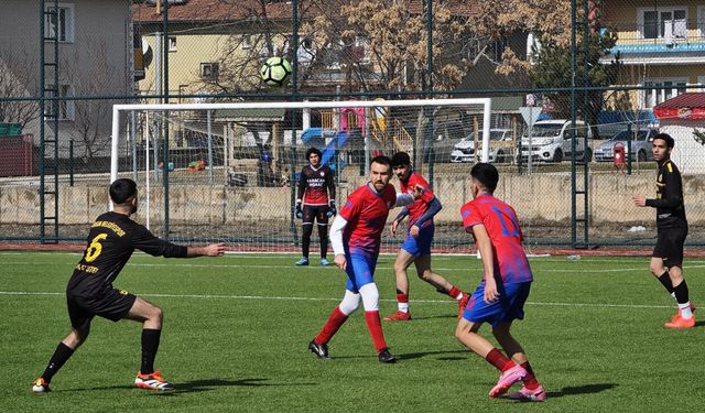 Erzincan Amatörde Liderlik Yarışı kızıştı