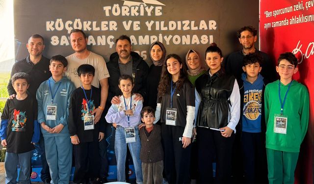 Erzincanlı Satranç Sporcuları Türkiye Şampiyonası’ndan Döndü