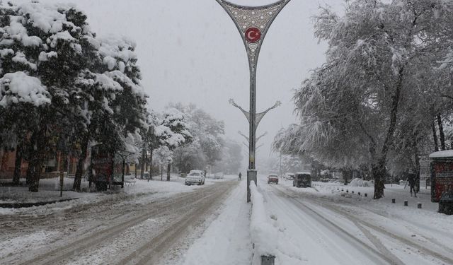 Erzincan'da Saat 11.00’den İtibaren Yasak Başladı