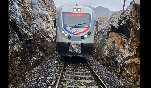 Erzincan-Divriği Hattında Korkutan Kaza