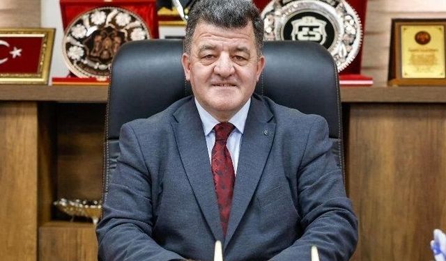 Erzincanspor Başkanı'ndan Dikkat Çeken Çağrı: "Nitelikli Göçü Birlikte Durduralım"