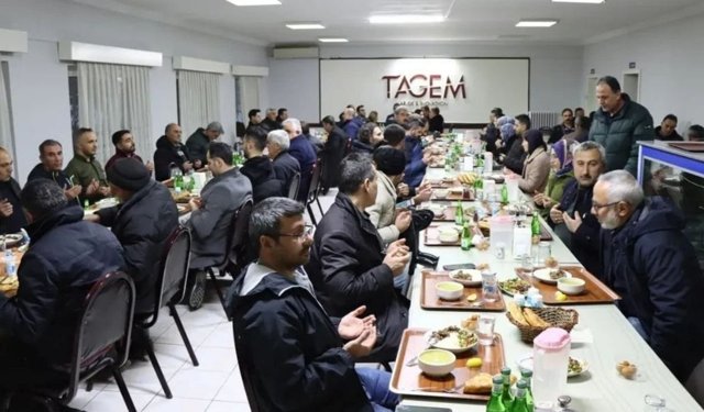 Bahçe Kültürleri Araştırma Enstitüsü Emektarlarını Uğurladı