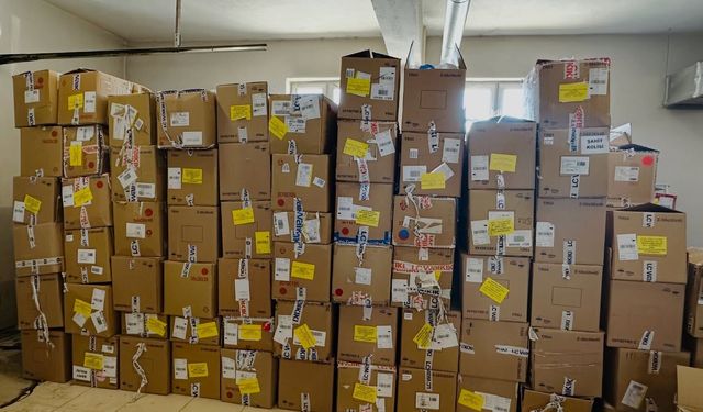 Dünya Markasından Refahiye'deki tüm öğrencilere hediye...