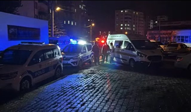 Sivas’ta 15 Yaşındaki Çocuk Babasını, Abisini, Babaannesini vurdu