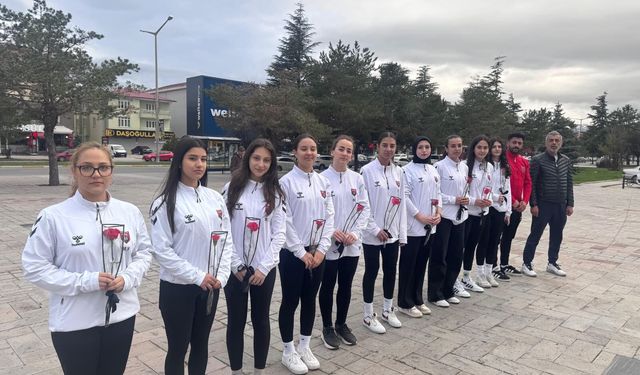 Erzincan’ın Vefalı Kızlarından Anlamlı Hareket