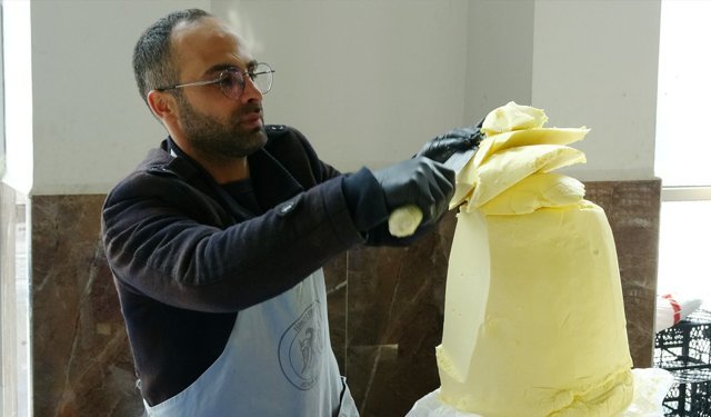 Pazarda Süt ve Süt Ürünleri Satışları Durma Noktasında