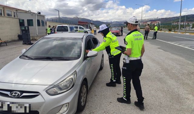 Bölge Trafik Ekiplerinden Sivil Otomobil denetimi!