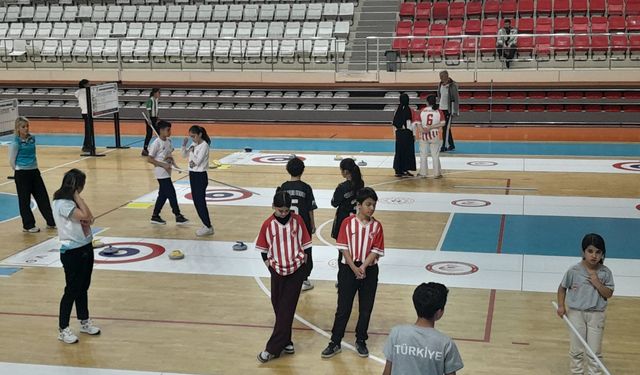 Erzincan’da Yer Curlingi Heyecanı Sona Erdi