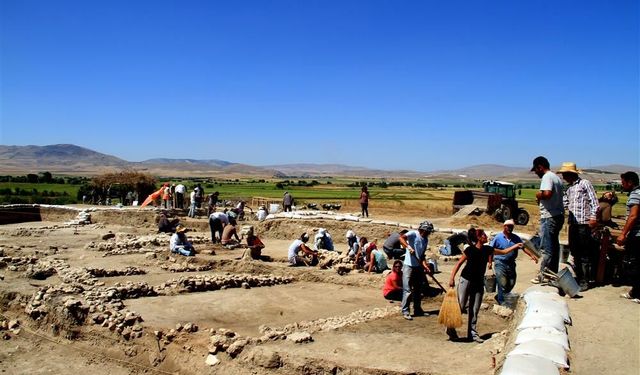Dünyaca Ünlü Bilim İnsanları Erzincan’da Buluşuyor