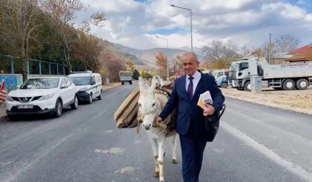 Eşekli Dostoyevski Erzincan'a Geldi...