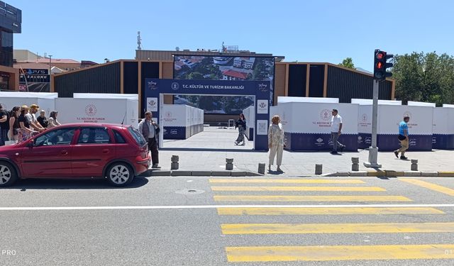 Erzincan 3 Gün Boyunca Yaşayan Mirasın Kalbi Olacak! Ferhat Göçer Konseri ve 60 Sanatkâr Bir Arada