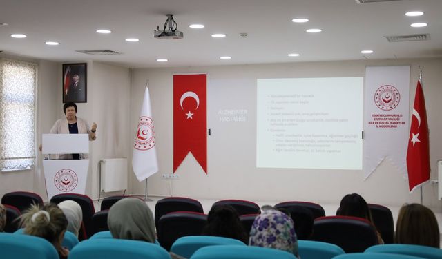 Erzincan'da Göreve Yeni Başlayan Personele  Menti-Mentör Eğitimi