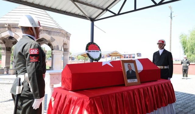 Erzincan, Gazisini Son Yolculuğuna Uğurladı...