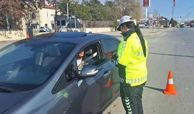 Trafikte yeni dönem: Ehliyeti kalıcı olarak iptal edilecek!