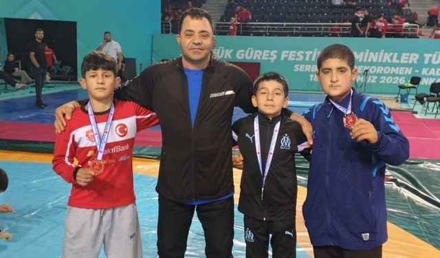 Türkiye Grekoromen Güreş Şampiyonası'nda Erzincan'a 3 madalya