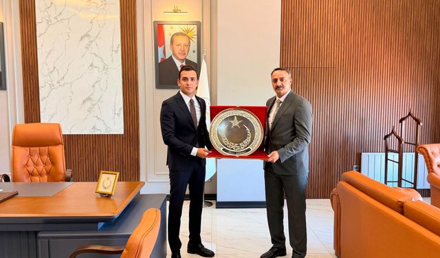 Yeni Kaymakam Göreve Başladı... İlk Ziyaret Elçi'den...