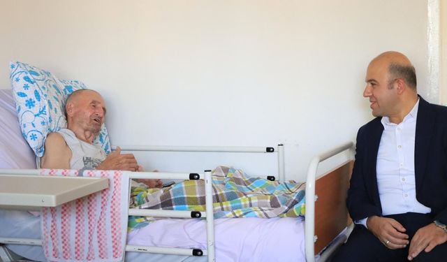Kıbrıs Gazisi Sabit Özmen’e Evinde Anlamlı Ziyaret