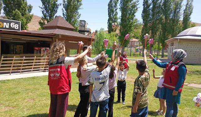"Çocuklar Güvende" Ekipleri Sahaya İndi