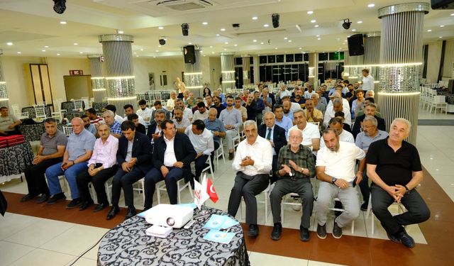 Erzincan’ın Ticaretine 40 Yıldır Katkı Sağlıyorlar: 15 İsim Ödüllendirildi